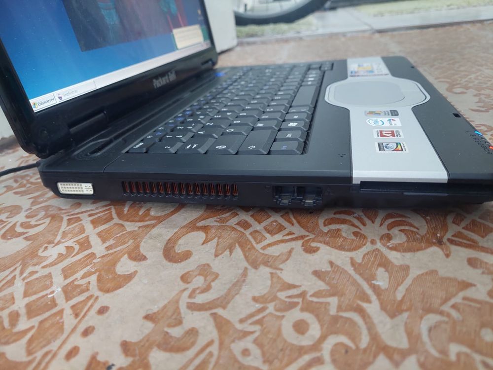 Vand laptop Packard Bell second hand