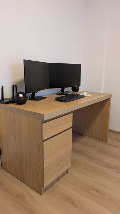 Birou Calculator Gaming IKEA Malm | Culoare Stejar