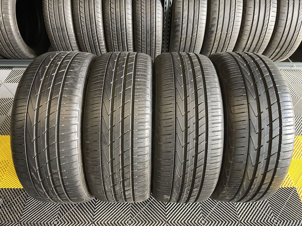 Set 4 cauciucuri anvelope Vara Hankook 235/50R19 Originale Profil 7mm