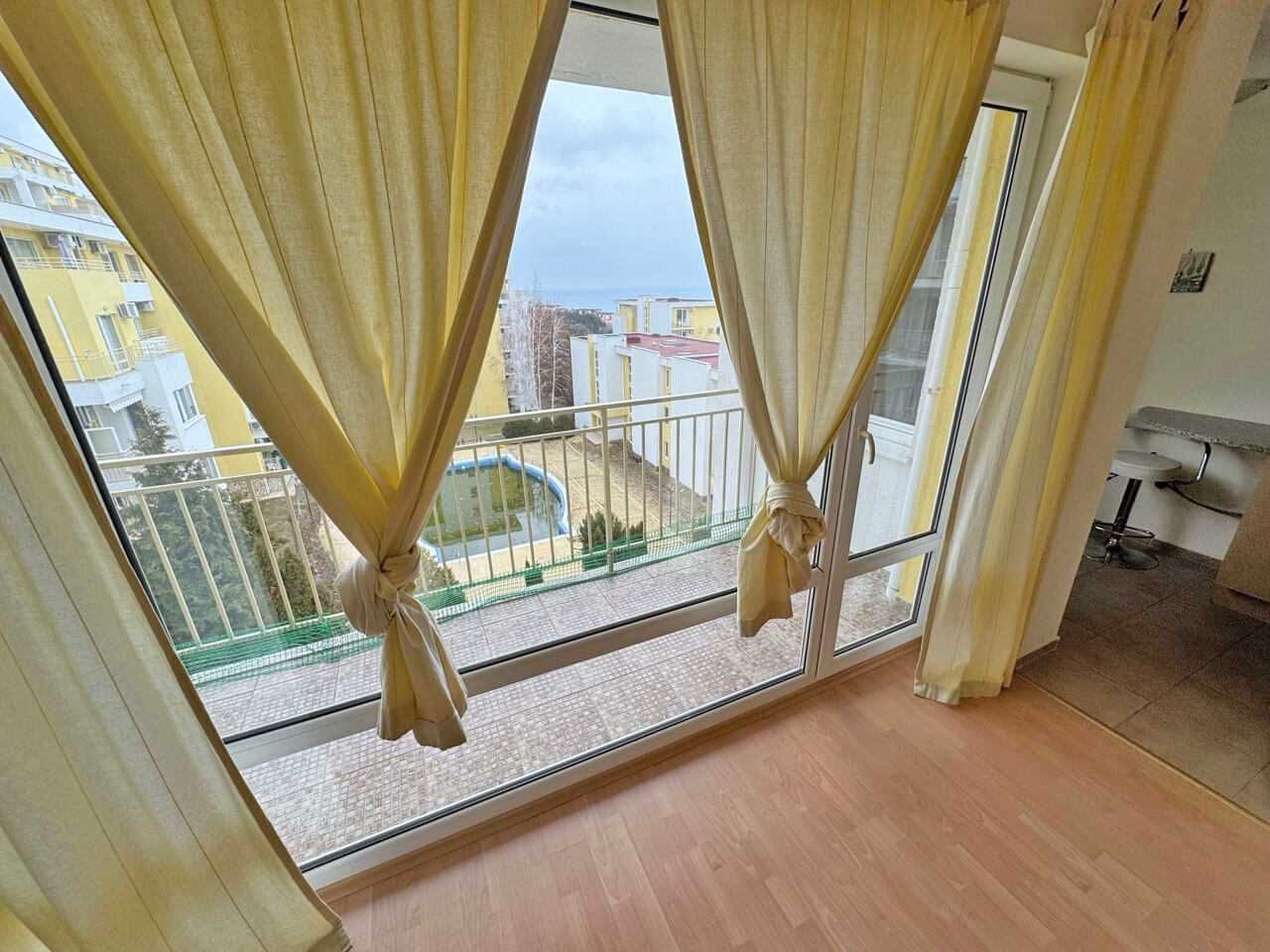 Продава се Двустаен апартамент в Свети Влас - 65 кв.м за 1116 €/кв.м - Снимка #2