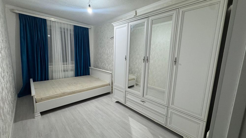 Продам спальный гарнитур