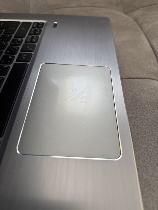 Лаптоп Acer Swift 14” ***МНОГО ЗАПАЗЕН***