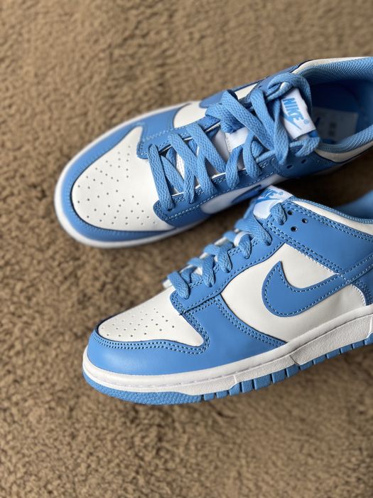 Nike Dunk Low UNC