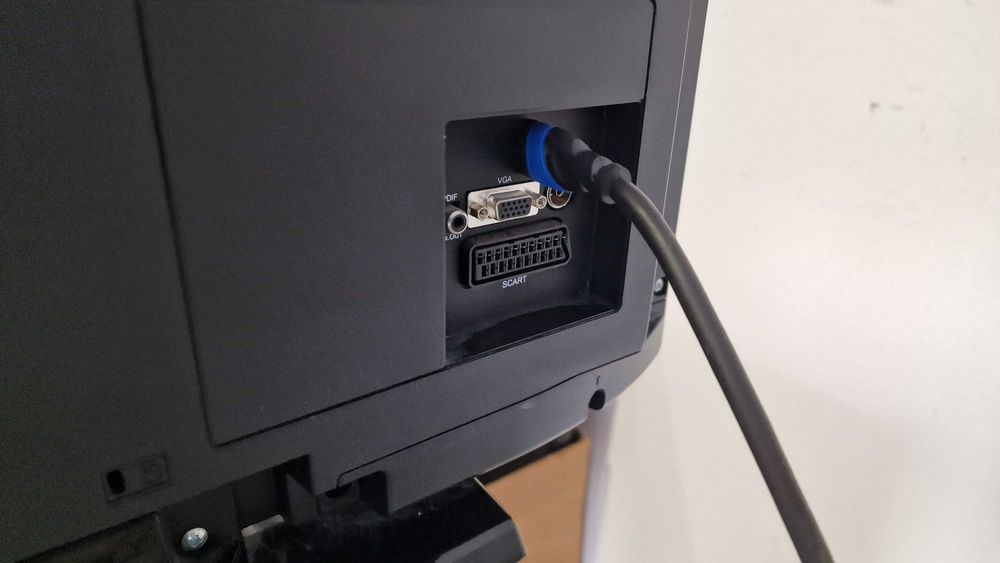 Televizor bucatarie - Medion MD 32125 - 22 inch/56 cm - impecabil