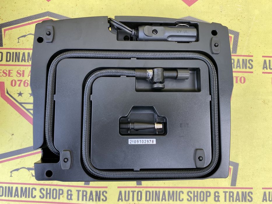 Compresor auto umflat roti Arnold Clark kit pana 12 V afisaj digital
