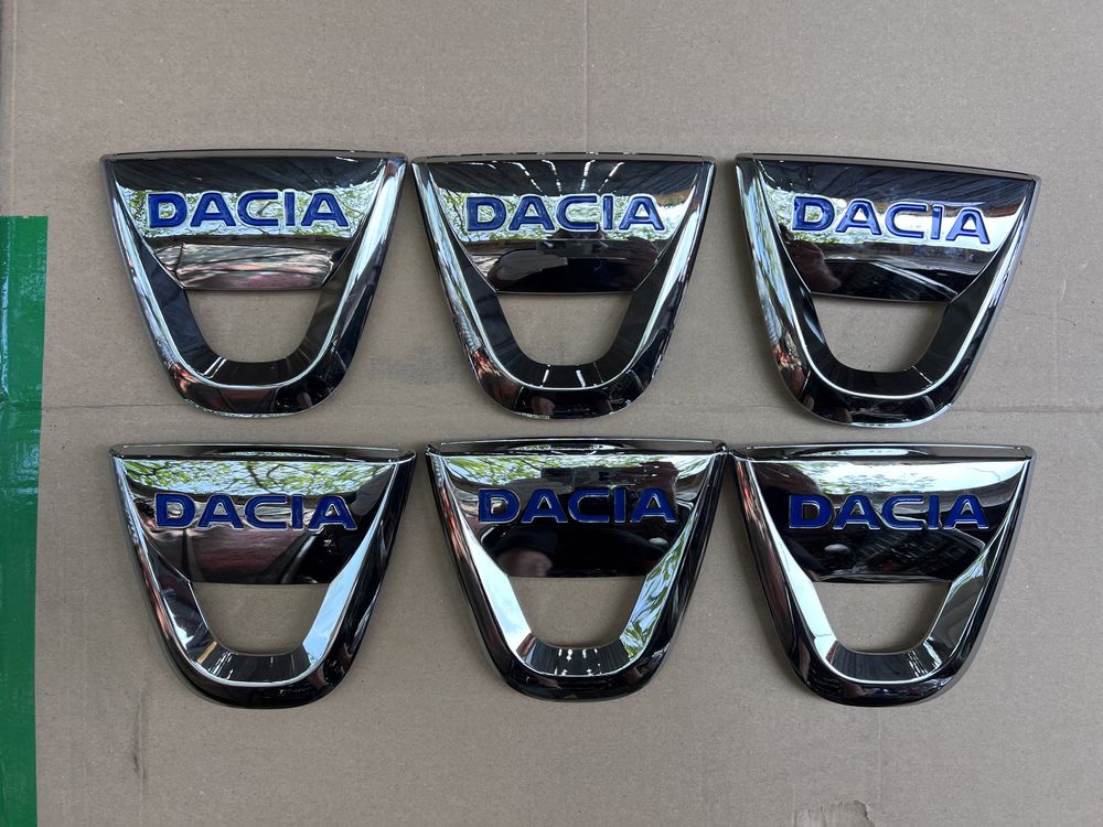 Vand embleme fata Dacia Logan/Duster/Sandero/Mcv-2008/2020