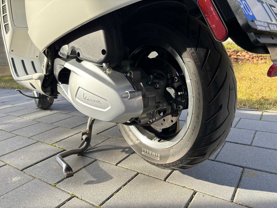 Vespa GTS 300 HPE