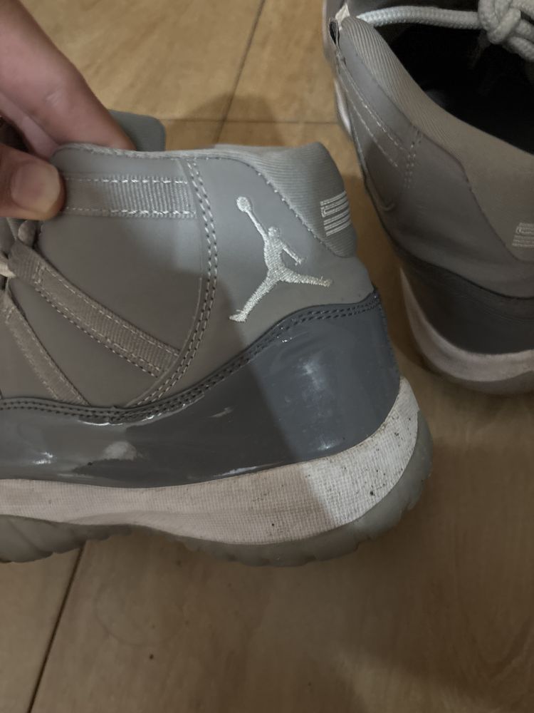Jordan 11 серые