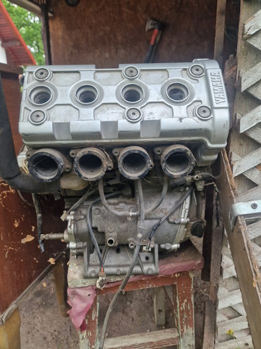Motor Yamaha R6 pentru piese 1998- 2003
