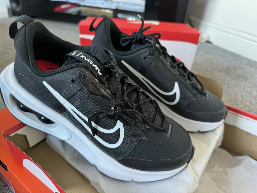 Маратонки Nike Air Max Interlock