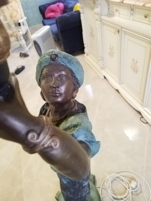 Statuie veioza bronz alama cupru