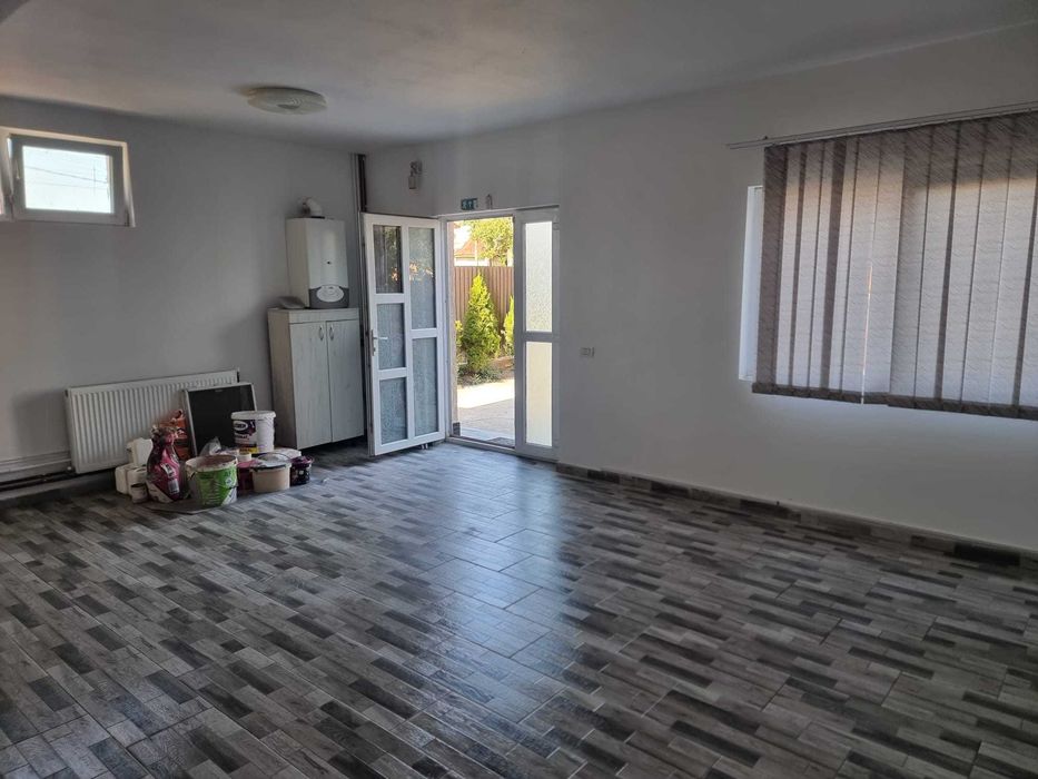 Inchiriere spatiu comercial sat Cazaci, ultracentral, Nucet, Db.