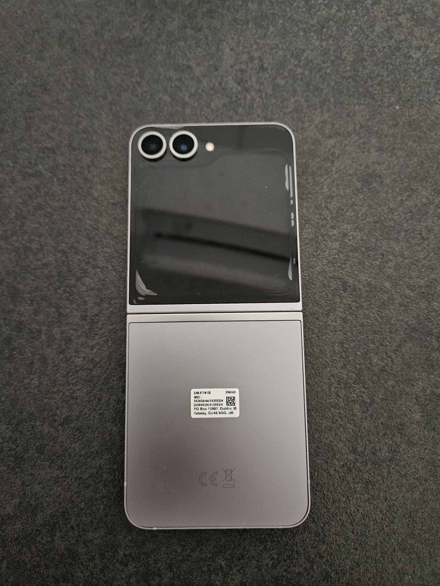 Samsung galaxy Z flip 6