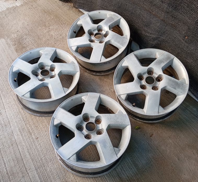 Диски 16 ЕТ 46 J 6 крепёж 5/114,3