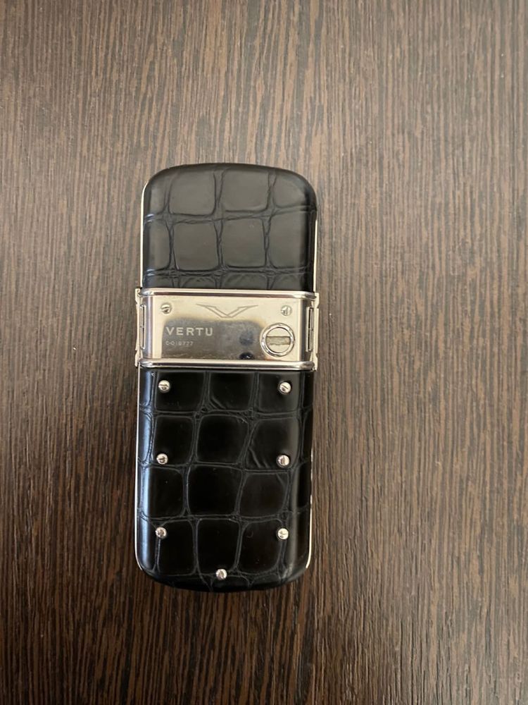 Vertu Constellation