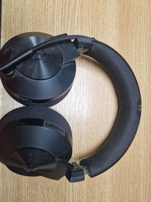 Casti Gaming Lenovo Legion 600 Wireless
Casti gaming Lenovo Legion 600