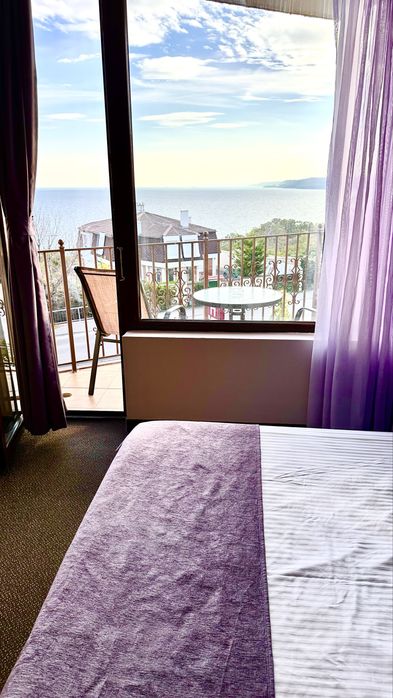 Нощувки с панорамна морска гледка