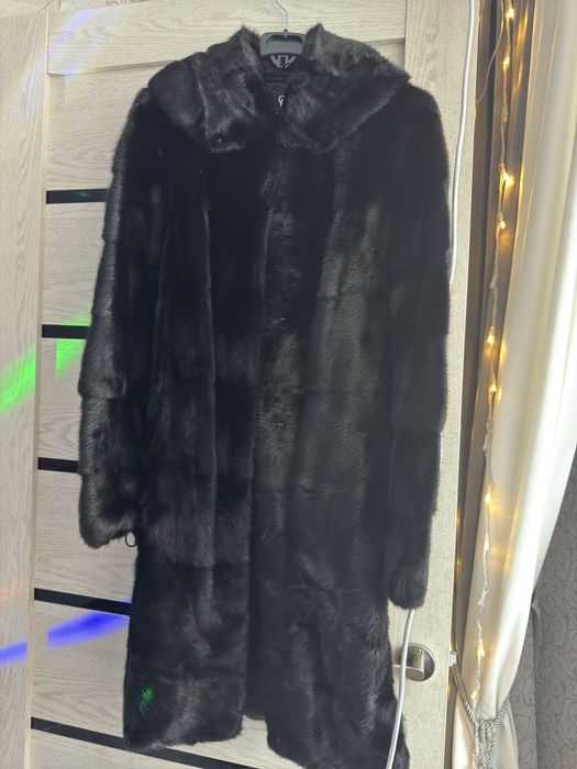 Норковая шуба черный бриллиант