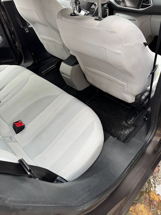 Peugeot 308 • 1.6 THP • 2013 • 126.000 km