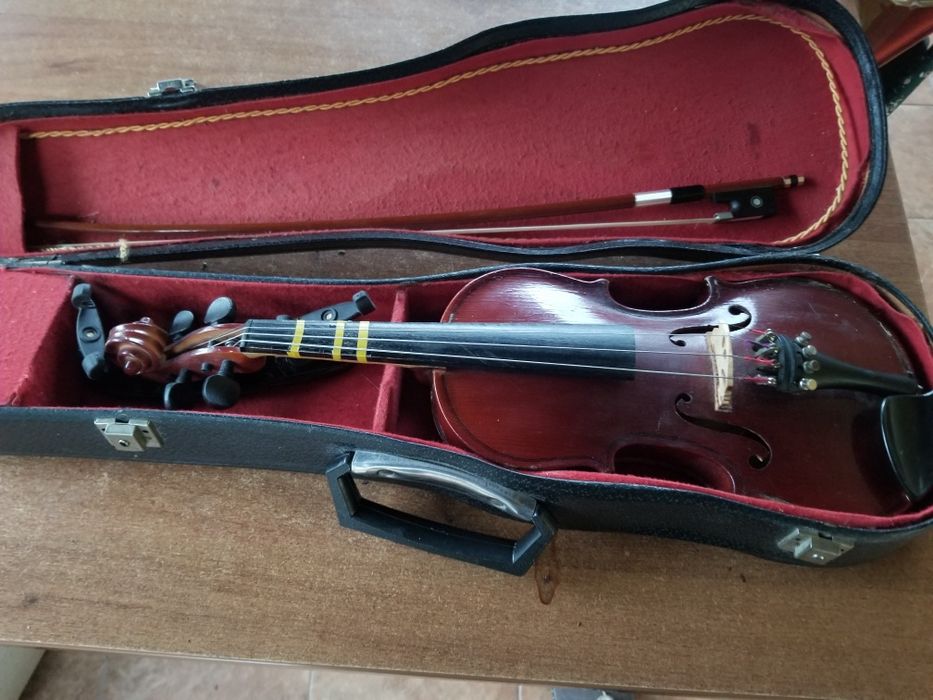 Vioara 1/4 Hora Reghin