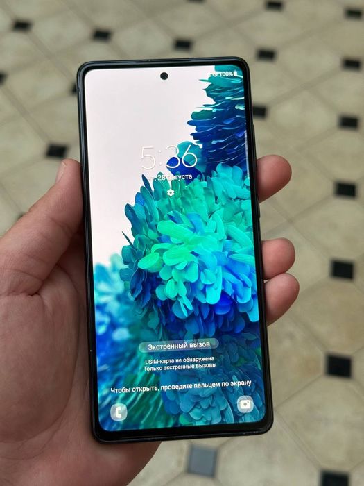 Samsung s20 fe 6/128