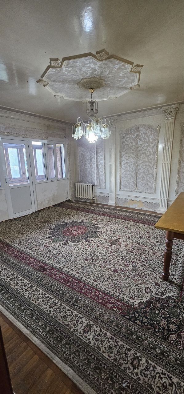 Продаётся квартира Чиланзар 19 квартал 2/5/9
