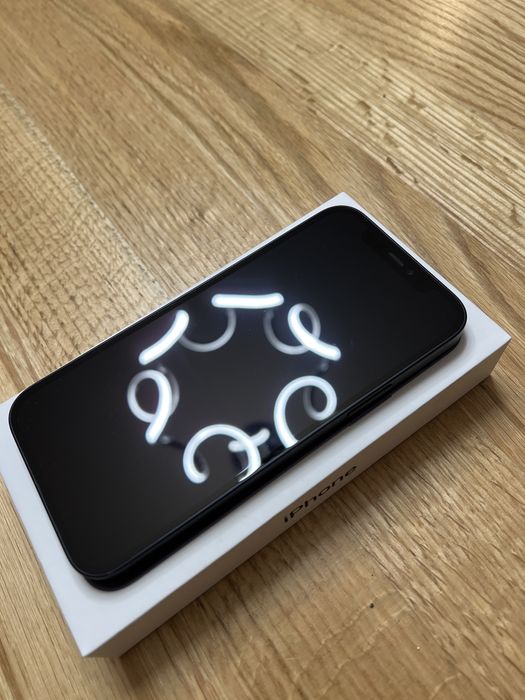Iphone 12 64GB Като нов