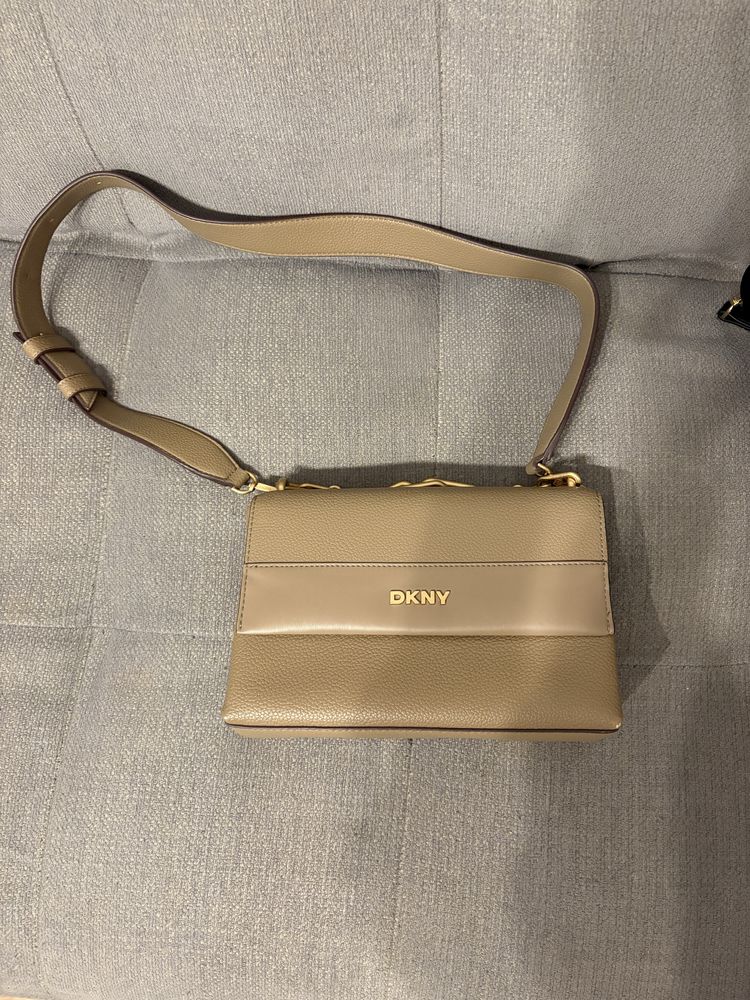 Geanta Dkny, in conditii noua