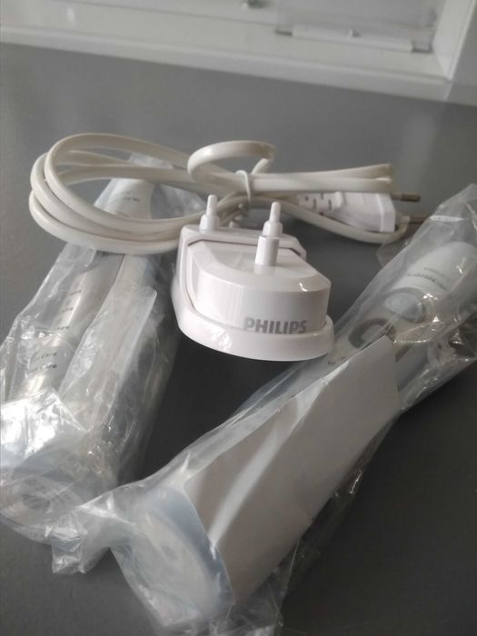 Продавам ултра звукова четка за зъби Philips sonicare FlexCare+
