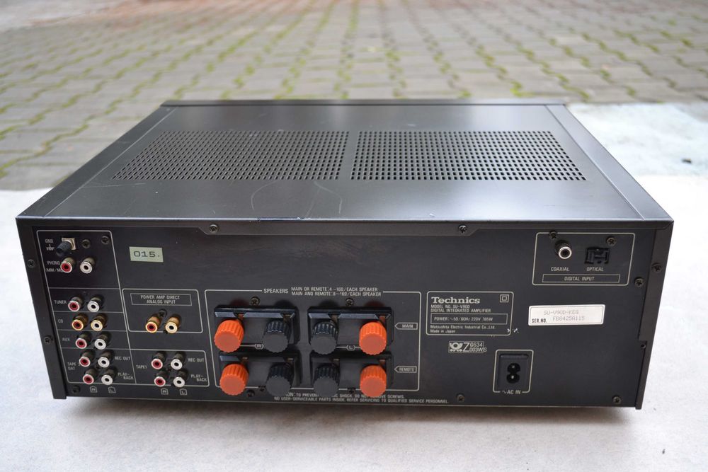 Amplificator Technics SU V 90 D