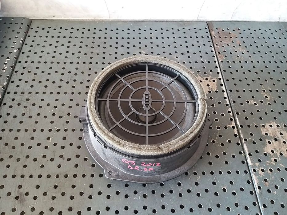 Boxa audio dreapta spate audi q5 8r