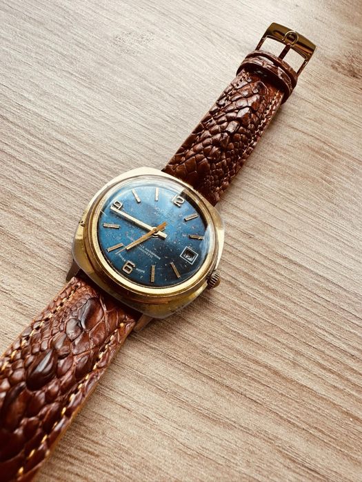 Часовник OMEGA в топ състояние