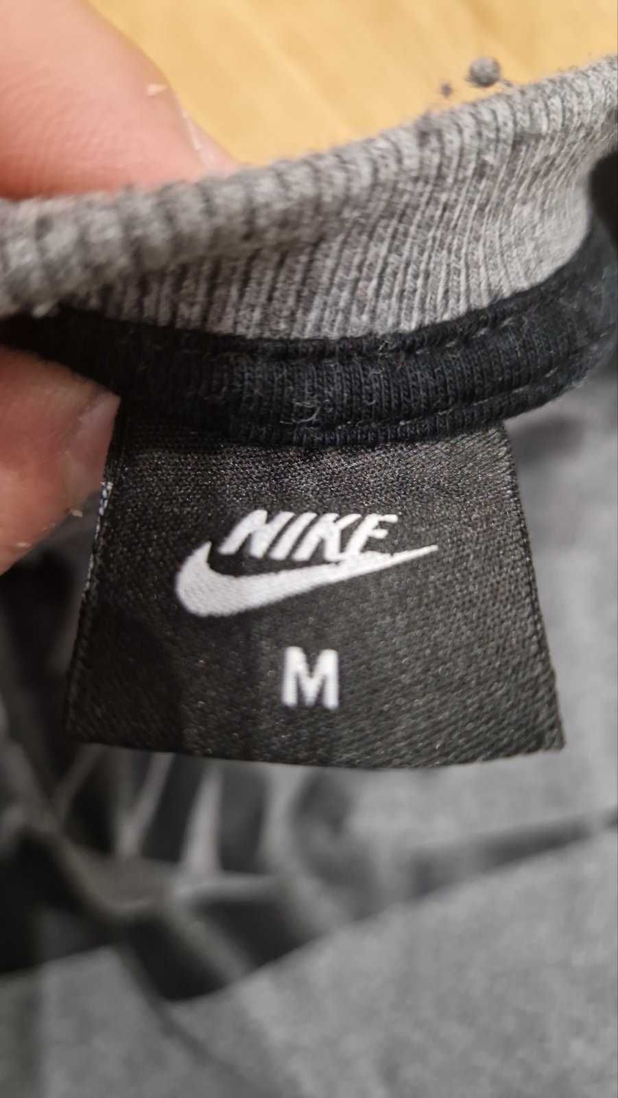 мъжка блуза найк М NIKE M