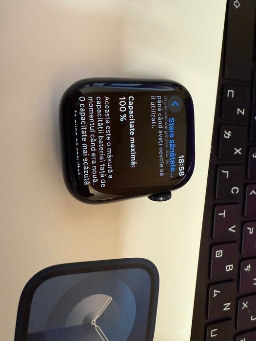 Apple Watch Series 9 41mm Midnight ca nou sanatate baterie 100%