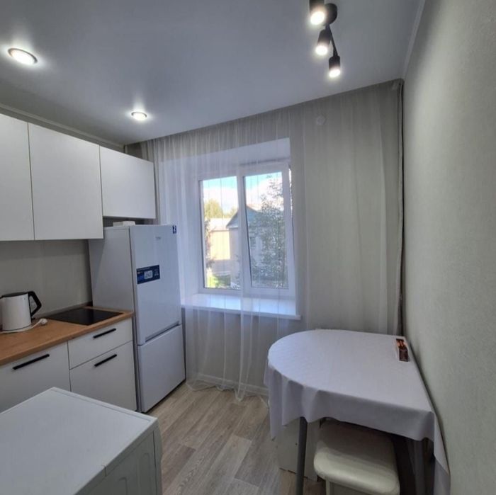 Сдаётся 2 комн. квартира на 4 микр.д.30