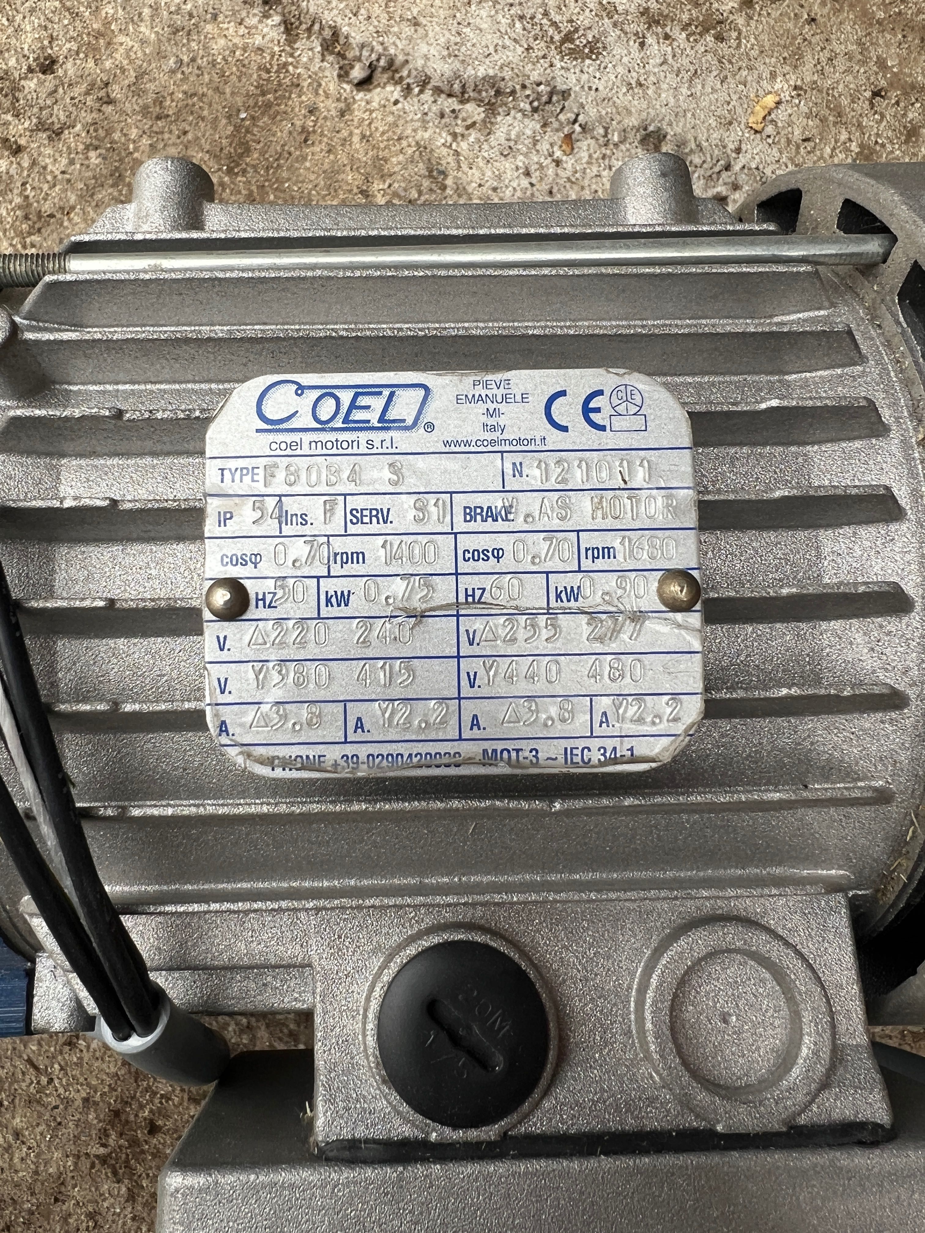Motor 0,75kw trifazat