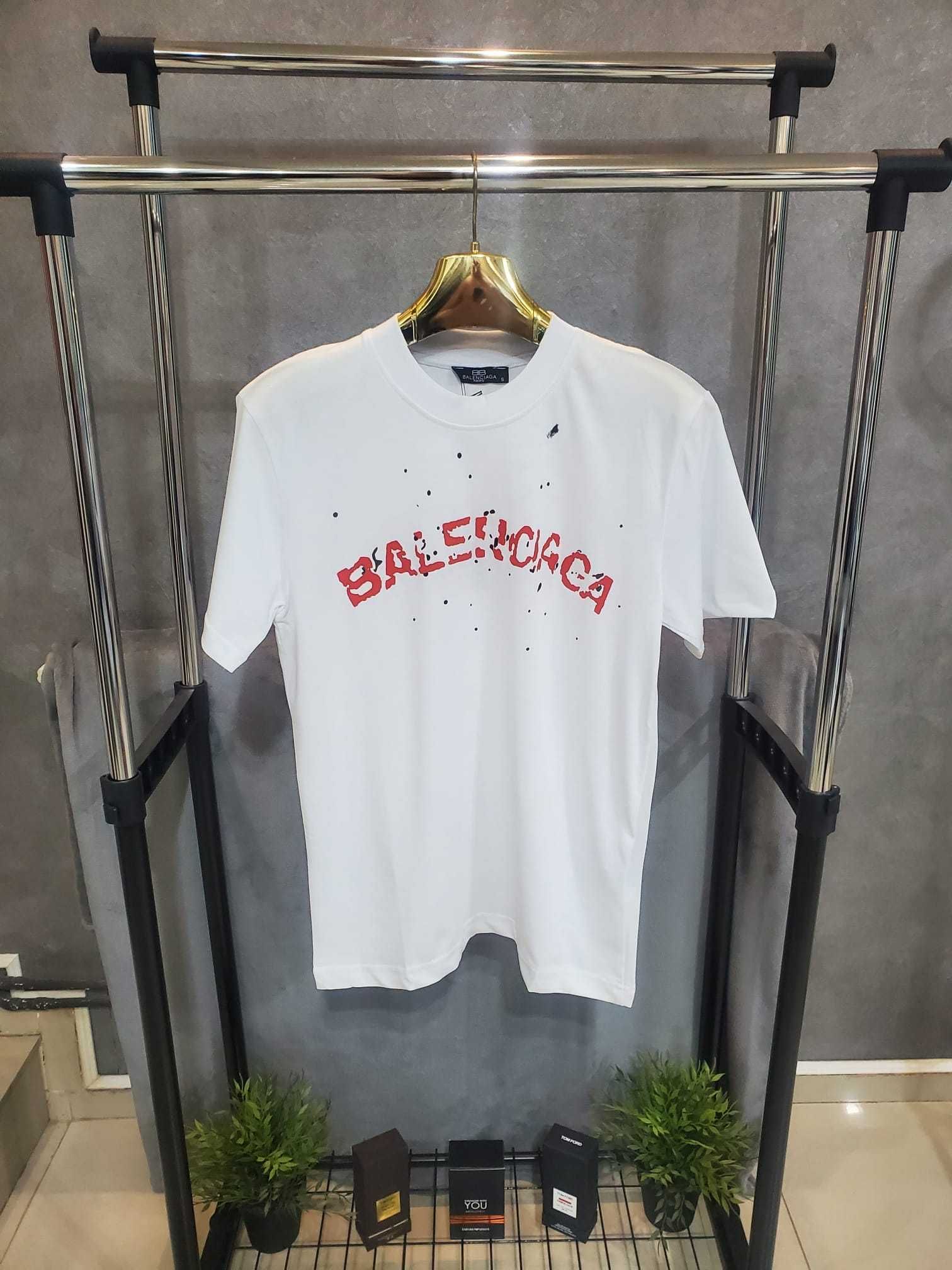 Tricou unisex Balenciaga