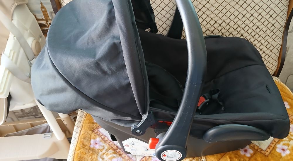 Авто кресло для малышей