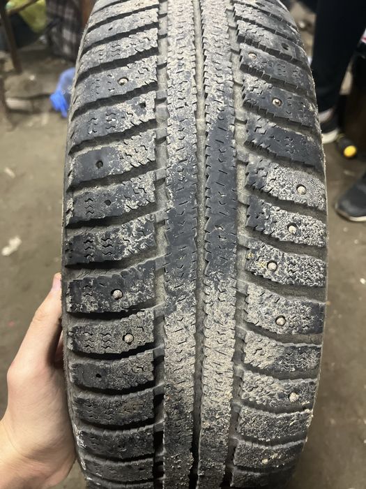 Продам Шины 175/65 r14 Зимние