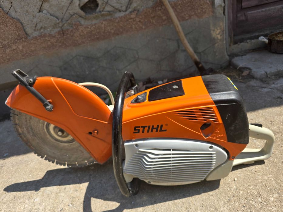 Se vinde Stihl TS 700