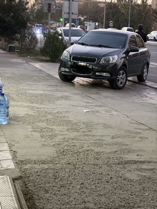 Nexia 3 avtomat sotiladi