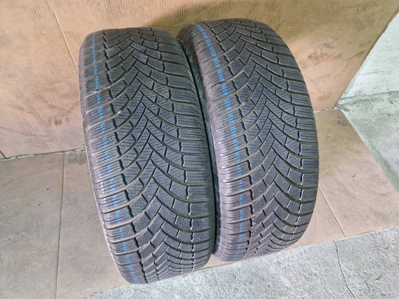 2 Bridgestone R19 235/55
зимни гуми 
DOT4323