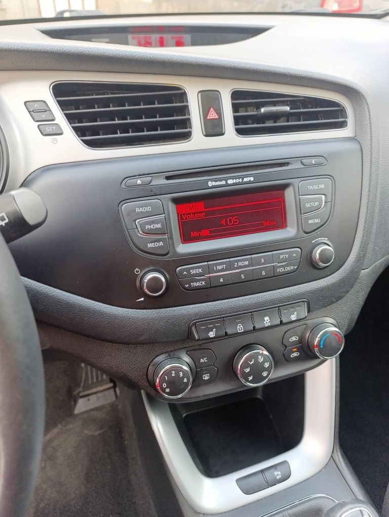 КИА Сиид 1,6 crdi