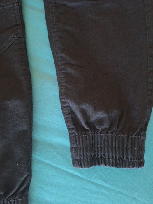 Pantaloni negri Cropp adolescenți