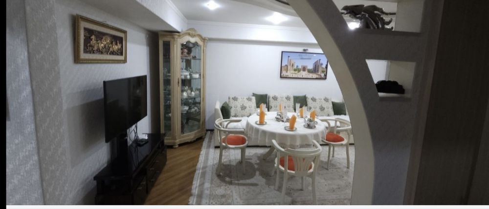 Arenda Навоий куча  метро Алай бозор Йигитларга