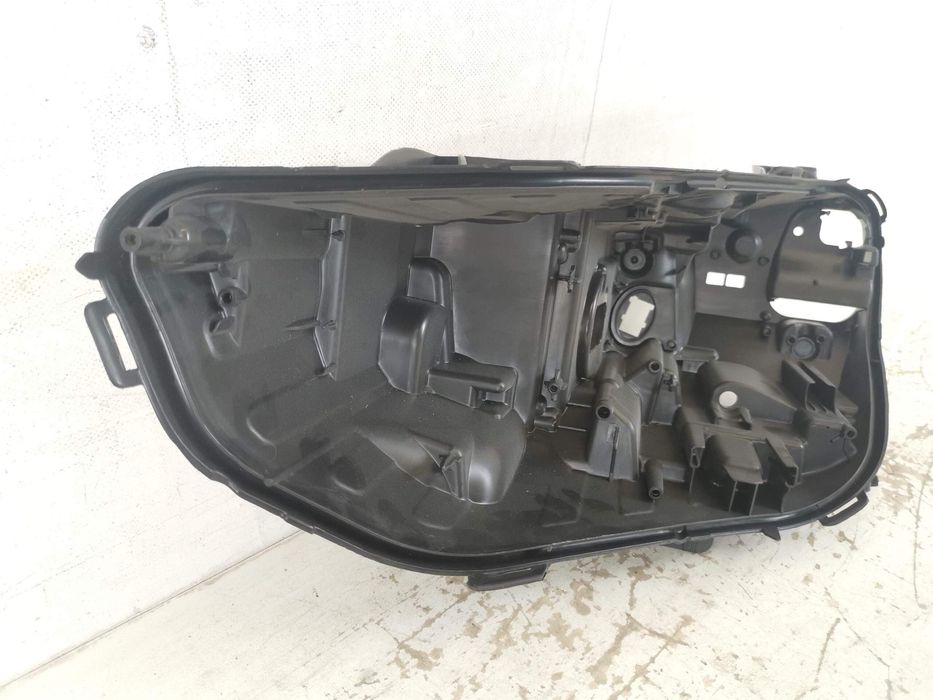 Корпус На Фар Ляв Лед Опел Инсигния Б / Opel Insignia B [ - ] В Добро