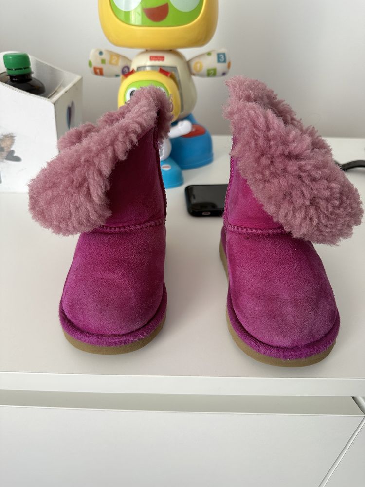 Vând ugg originali