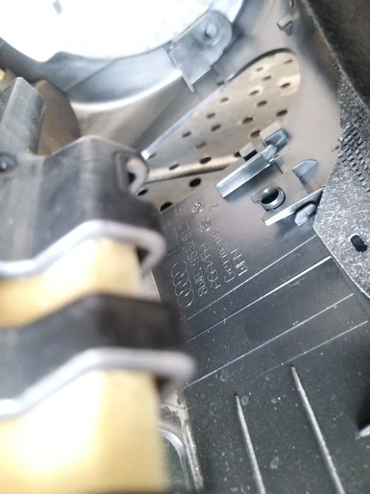 Ornament carcasa volan audi a4 b9 8w 8w0953512