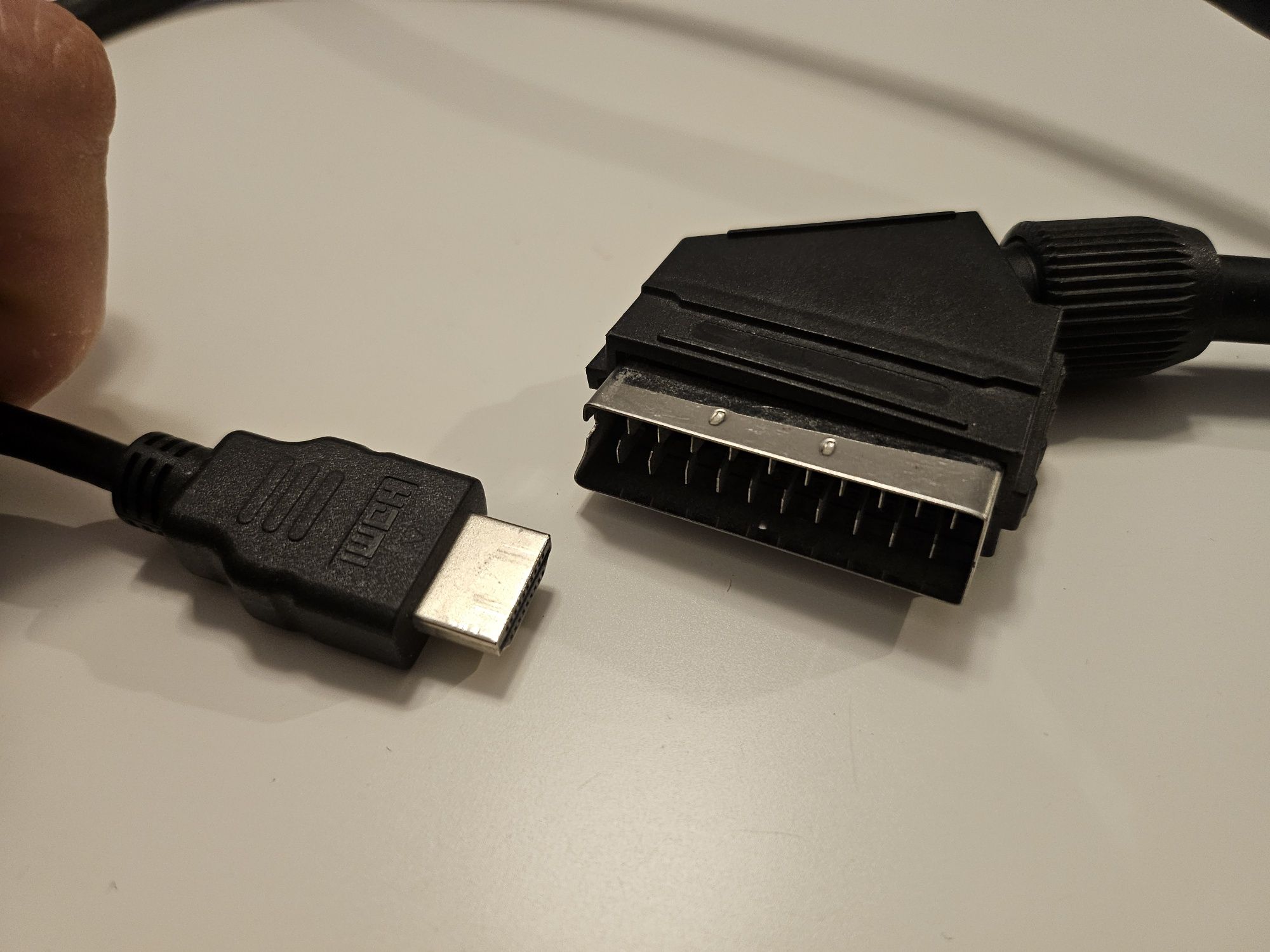 Convertor semnal SCART to HDMI
