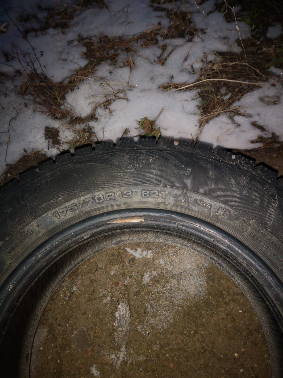 Cordiant Snow Cross 175/70 R13 82T с шипами